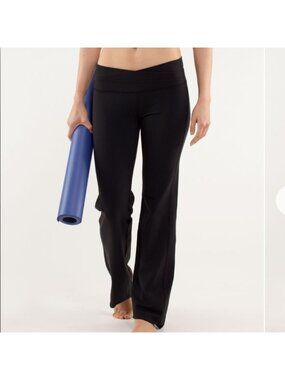 Lululemon Astro Pant (Regular)Black EUC